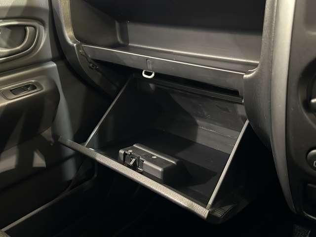 SUZUKI JIMNY 4WD 2008 Image 31