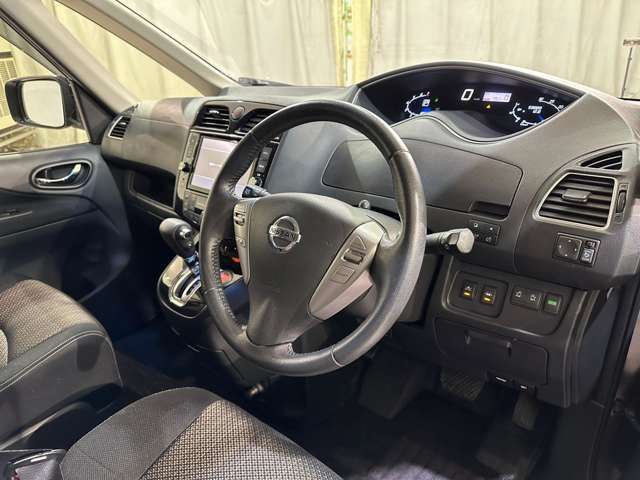 NISSAN SERENA  S-HYBRID 4WD 2015 Image 31