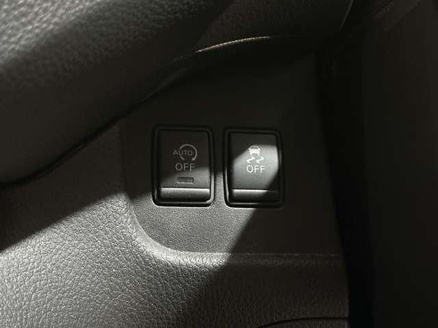 NISSAN SERENA  S-HYBRID 4WD 2015 Image 31