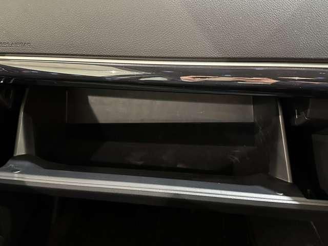 TOYOTA MARK X 2013 Image 31