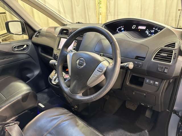 NISSAN SERENA  S-HYBRID 4WD 2013 Image 31