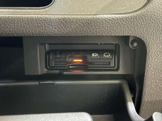 NISSAN SERENA  S-HYBRID 4WD 2013 Image 31