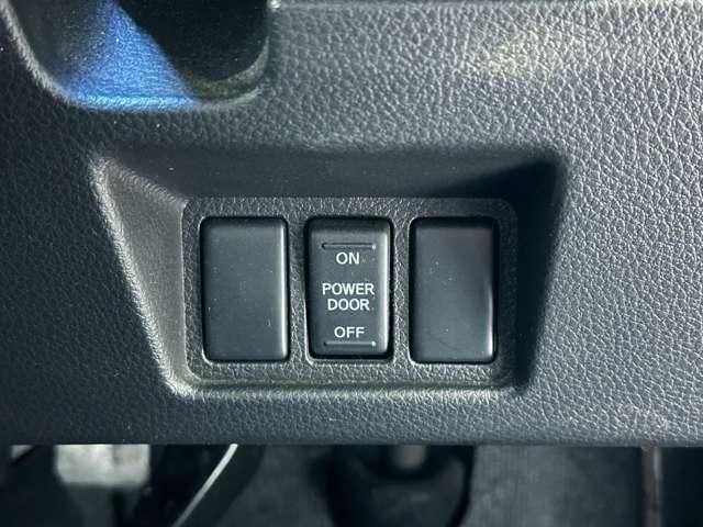 NISSAN SERENA  S-HYBRID 4WD 2013 Image 31