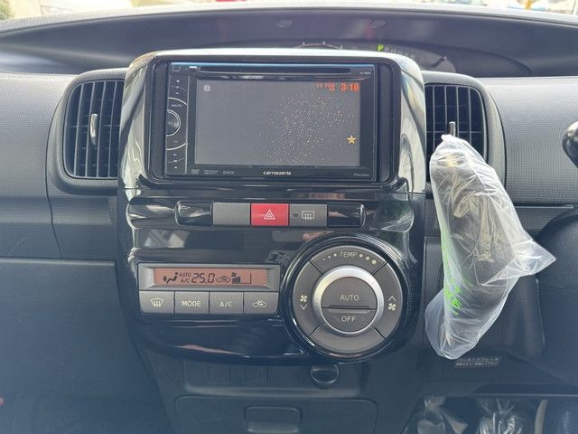 DAIHATSU TANTO 4WD 2013 Image 31