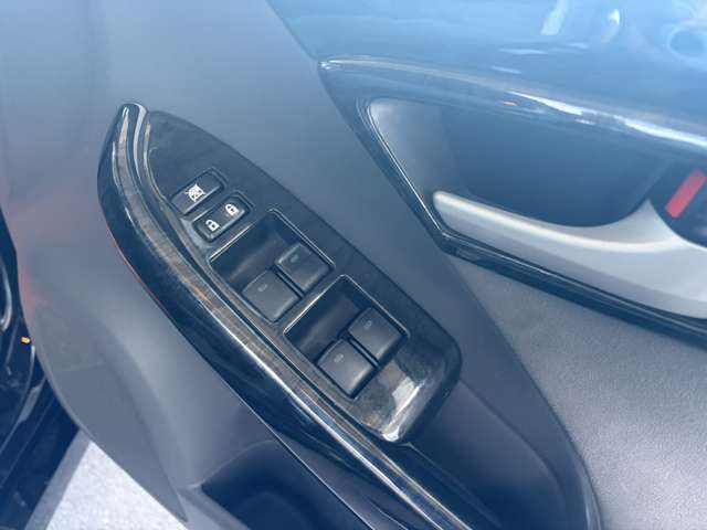 TOYOTA PRIUS 2010 Image 31