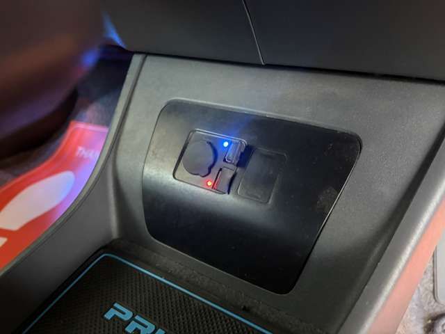 TOYOTA PRIUS 2010 Image 31