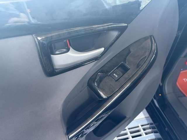 TOYOTA PRIUS 2010 Image 31