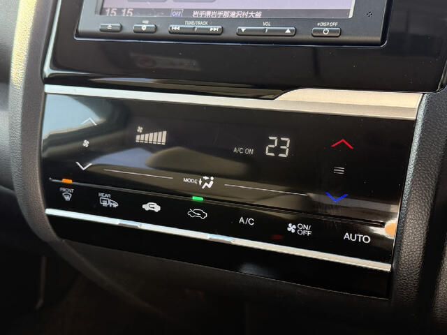 HONDA FIT 4WD 2015 Image 31