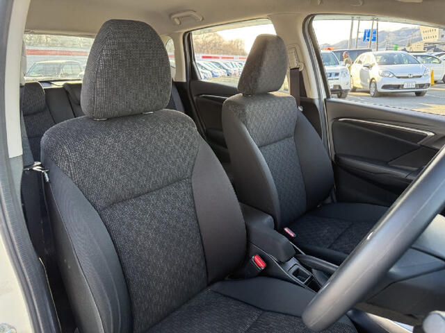 HONDA FIT 4WD 2015 Image 31