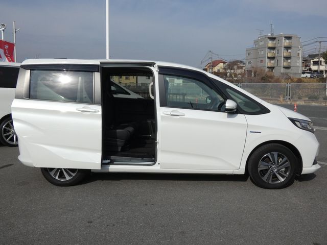 HONDA FREED HYBRID 2022 Image 31