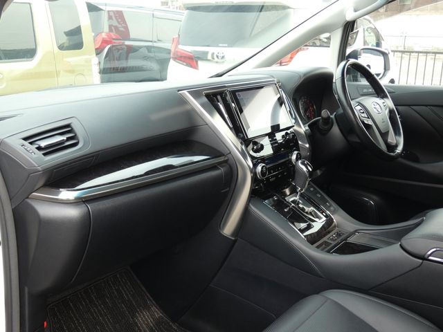 TOYOTA ALPHARD 2020 Image 31