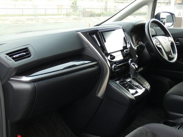 TOYOTA ALPHARD 2021 Image 31