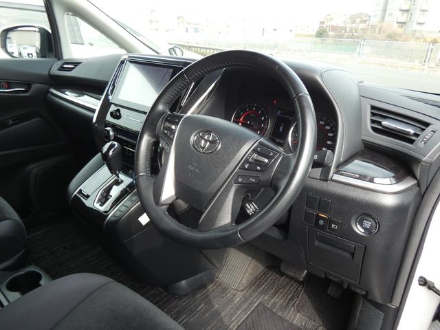 TOYOTA ALPHARD 2021 Image 31