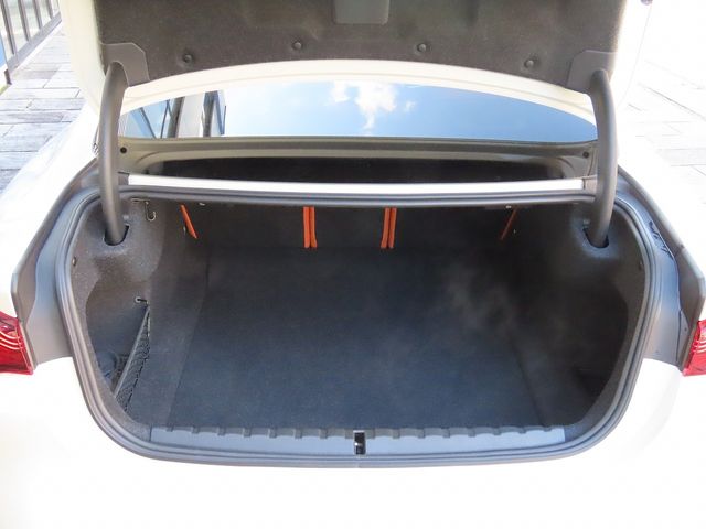 BMW M4 2024 Image 31