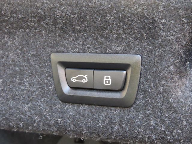 BMW M4 2024 Image 31