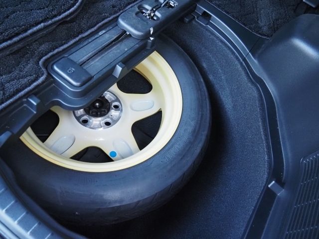 TOYOTA ALPHARD HYBRID 4WD 2021 Image 31