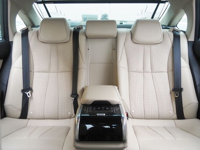 TOYOTA CROWN SEDAN HYBRID 4 2019 Image 31