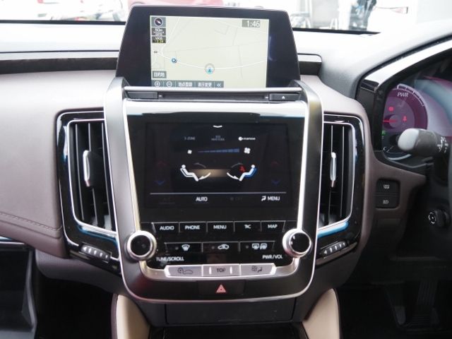 TOYOTA CROWN SEDAN HYBRID 4 2019 Image 31