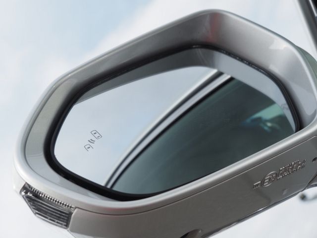 TOYOTA CROWN SEDAN HYBRID 4 2019 Image 31