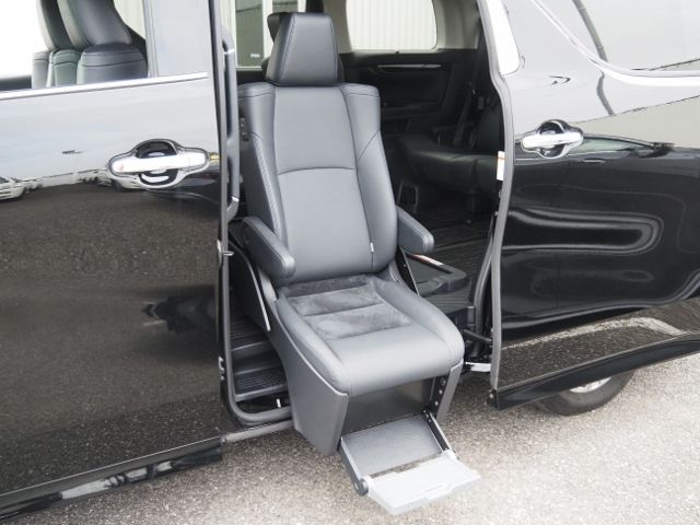 TOYOTA ALPHARD HYBRID 4WD 2021 Image 31