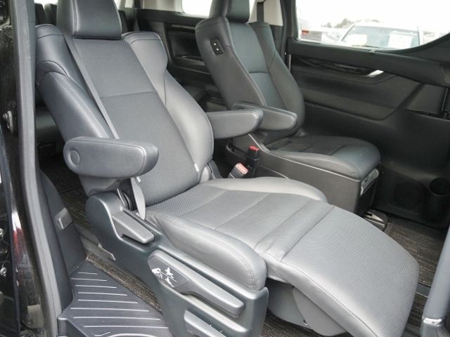 TOYOTA ALPHARD HYBRID 4WD 2021 Image 31