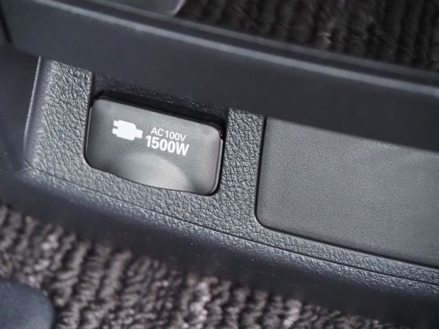 TOYOTA ALPHARD HYBRID 4WD 2021 Image 31