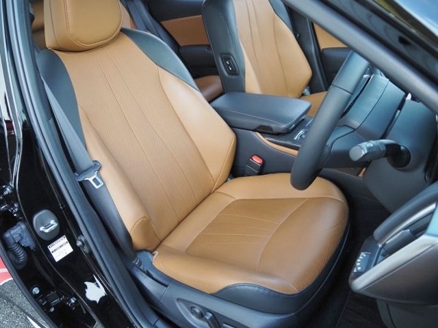 TOYOTA CROWN SEDAN HYBRID 2021 Image 31