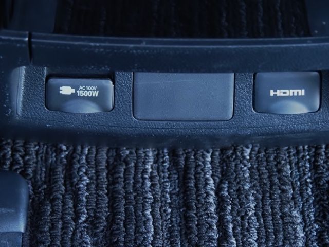 TOYOTA ALPHARD HYBRID 4WD 2021 Image 31