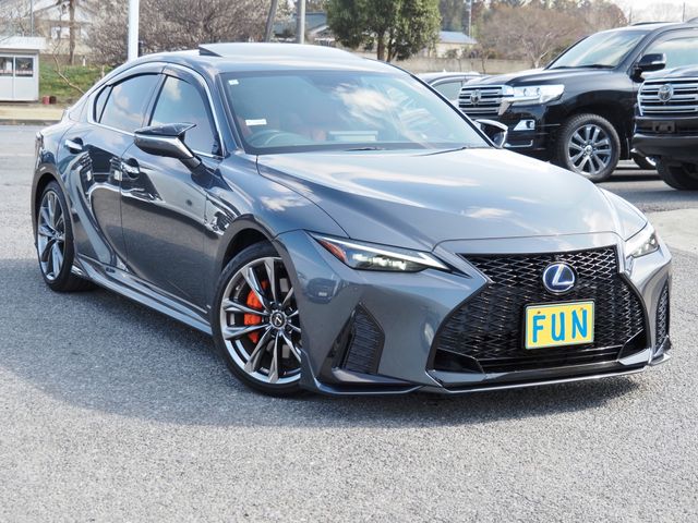 TOYOTA LEXUS IS300H 2021 Image 31