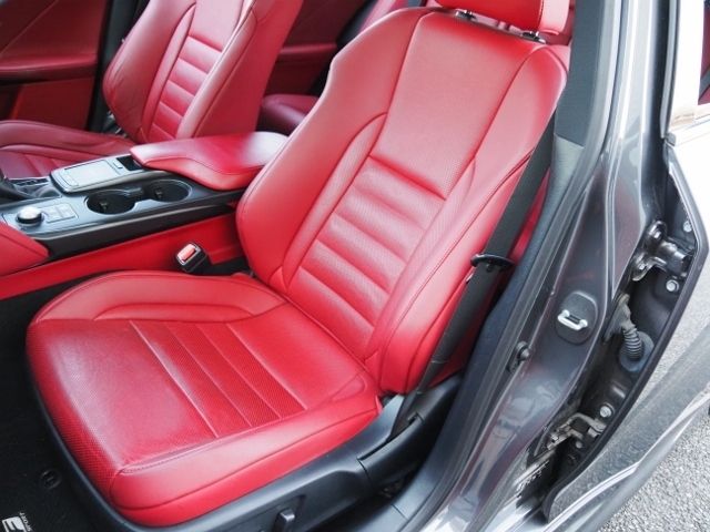 TOYOTA LEXUS IS300H 2021 Image 31