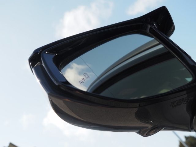 TOYOTA LEXUS IS300H 2021 Image 31