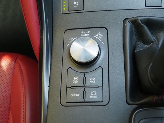 TOYOTA LEXUS IS300H 2021 Image 31