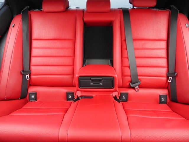 TOYOTA LEXUS IS350 2021 Image 31