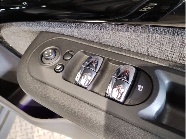 BMW MINI COOPER D CLUBMA 2022 Image 31