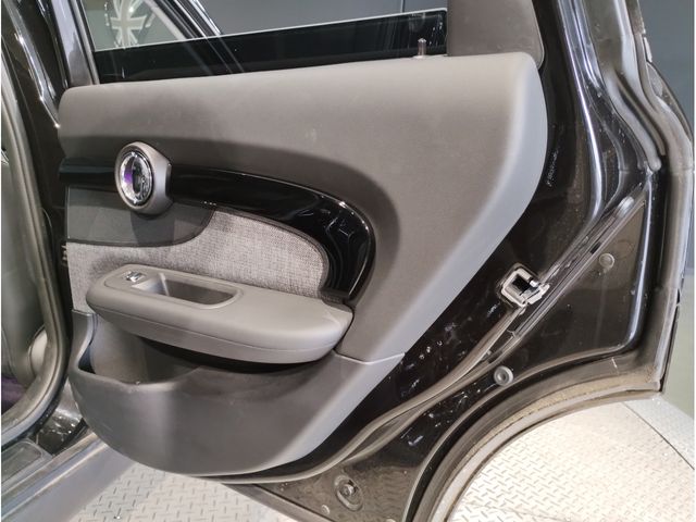 BMW MINI COOPER D CLUBMA 2022 Image 31