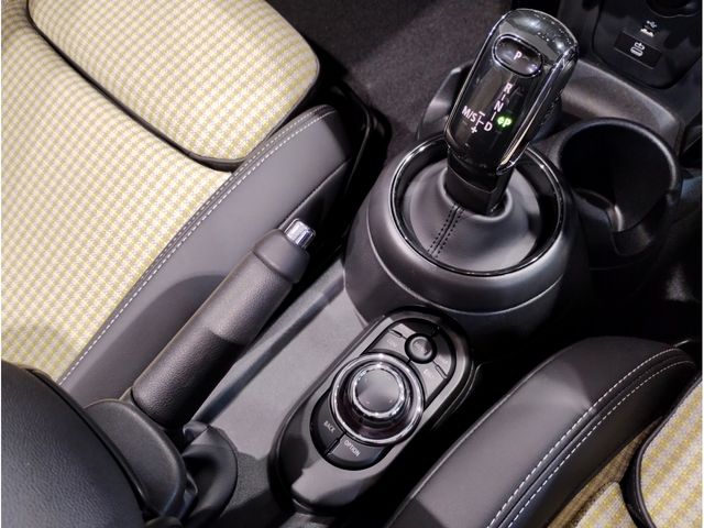 BMW MINI COOPER S OPEN 2023 Image 31