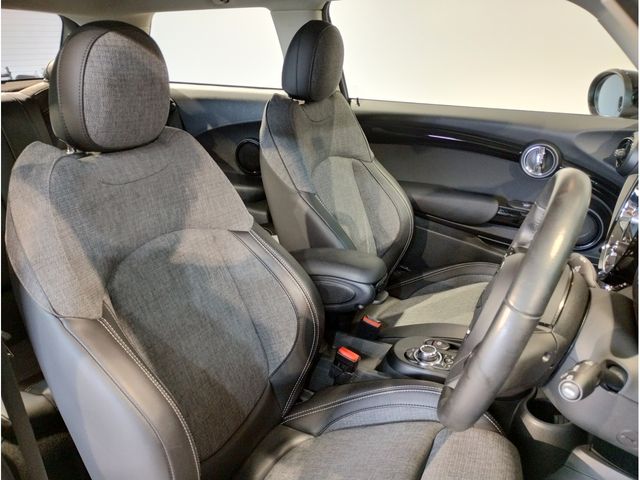 BMW MINI COOPER D 2021 Image 31