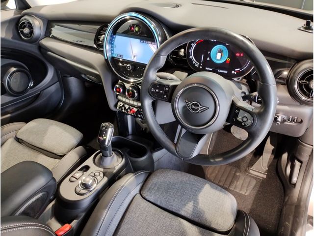 BMW MINI COOPER D 2021 Image 31