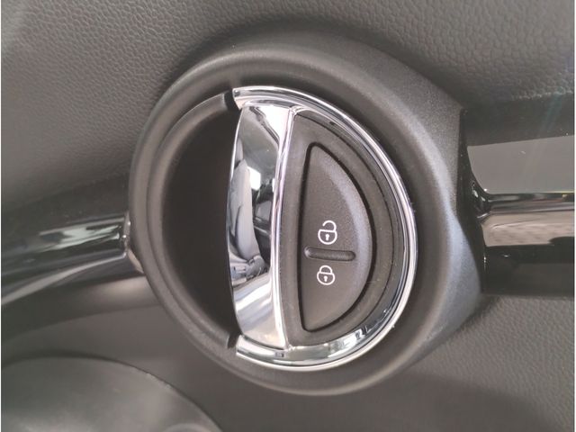 BMW MINI COOPER D 2021 Image 31