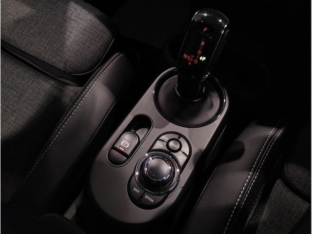 BMW MINI COOPER D 2021 Image 31