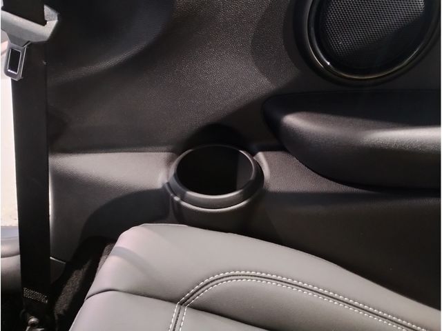 BMW MINI COOPER D 2021 Image 31