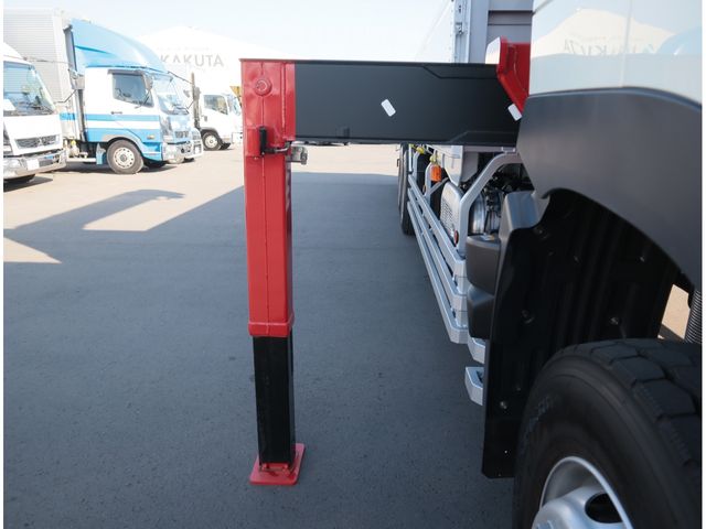 HINO PROFIA 2025 Image 31