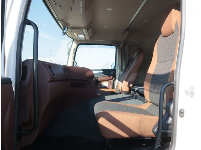 HINO PROFIA 2025 Image 31