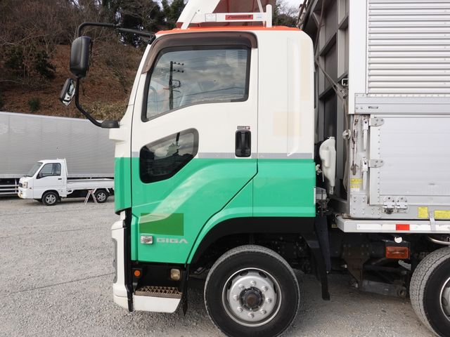 ISUZU GIGA 2017 Image 31