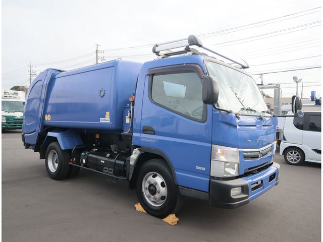 MITSUBISHI CANTER 2018 Image 31