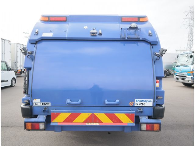 MITSUBISHI CANTER 2018 Image 31