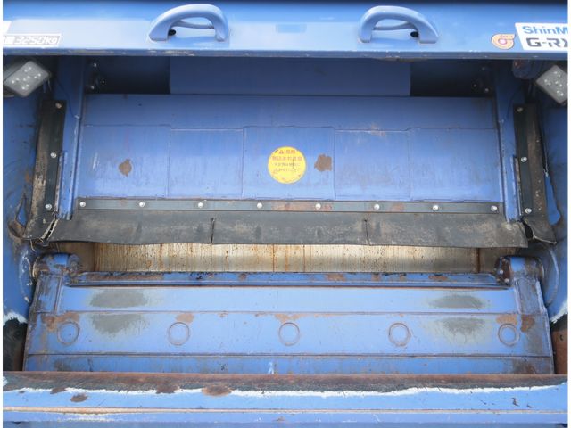 MITSUBISHI CANTER 2018 Image 31