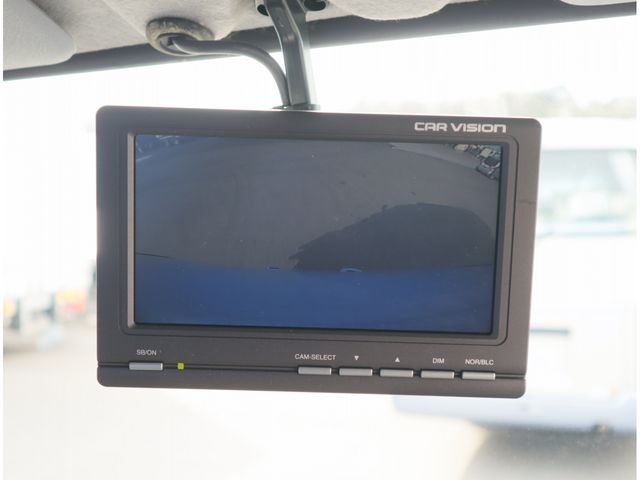 MITSUBISHI CANTER 2018 Image 31