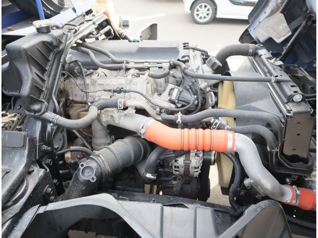 MITSUBISHI CANTER 2018 Image 31