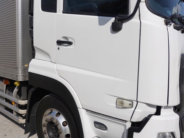 NISSAN DIESEL QUON 2019 Image 31